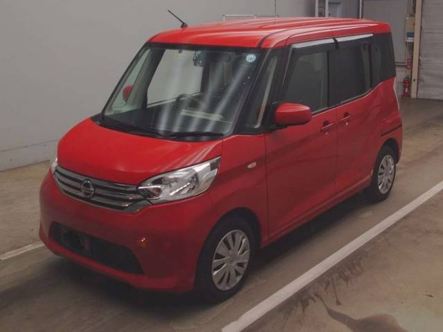 9051 NISSAN DAYZ ROOX B21A 2014 г. (TAA Kantou)